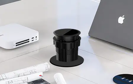 Výška stolovej zásuvky je primeraná Výška stolovej zásuvky je primeraná