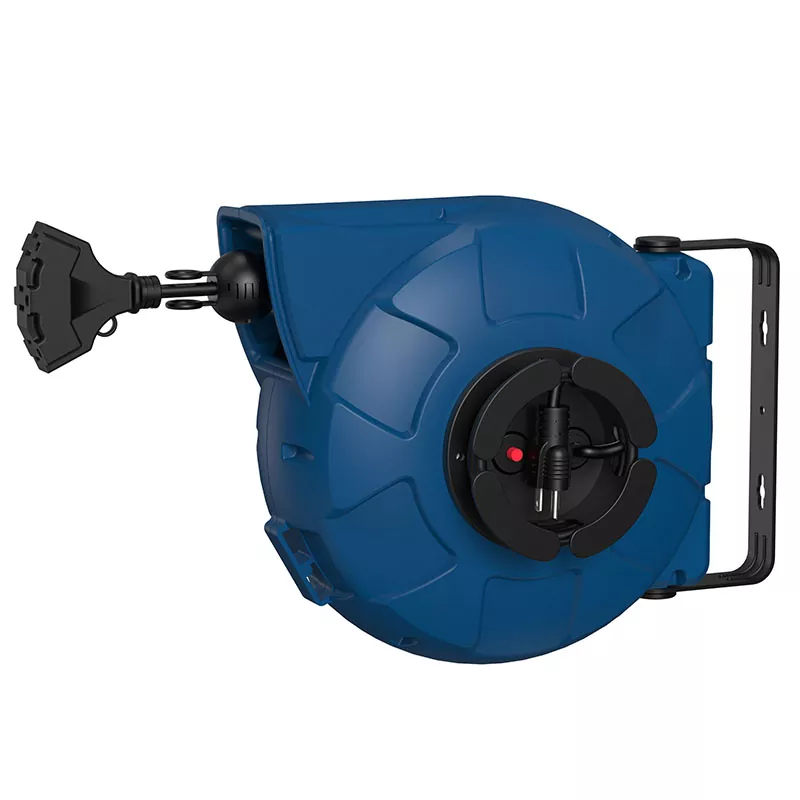 Dá sa zatiahnuteľný kotúč kábla pripojiť k vysoko výkonným elektrickým spotrebičom?