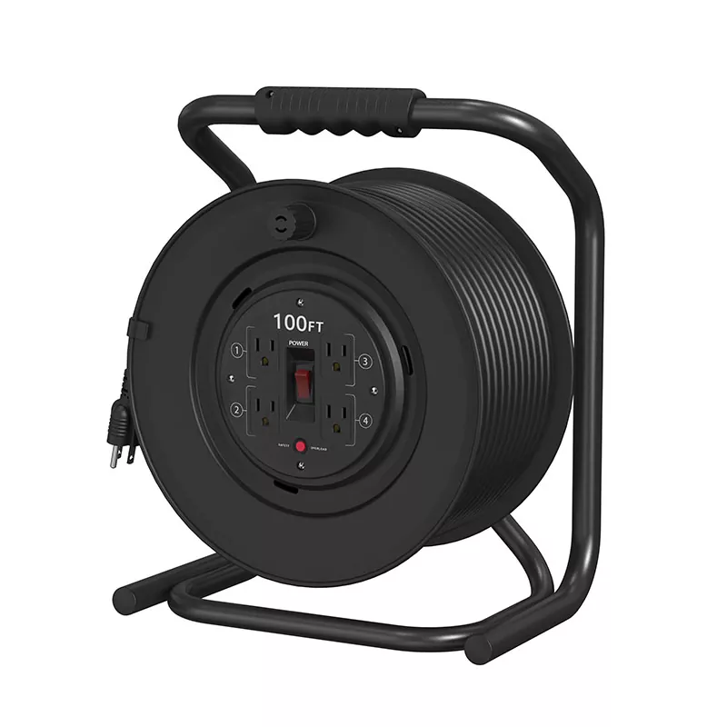 4 výstupy Plastová cievka s káblom 100 stôp